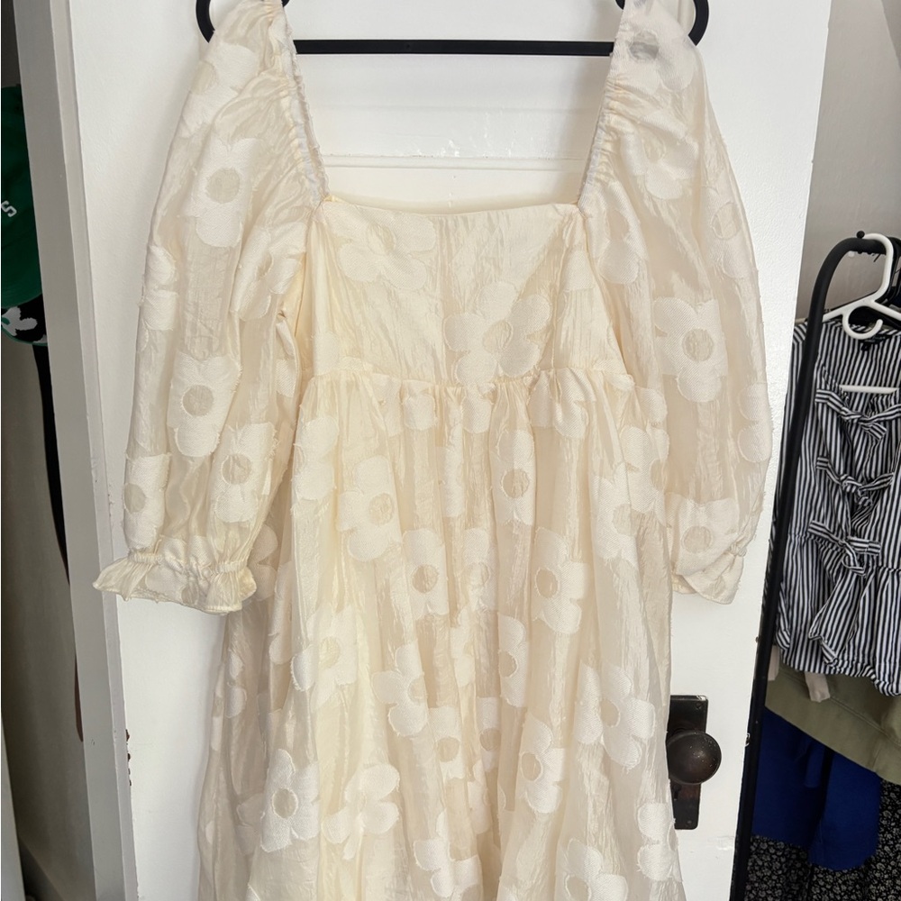 Cream Floral Puff Sleeve Dress